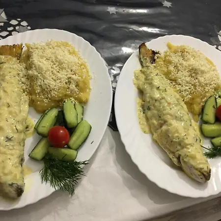 Fetal Hut - плідна хата *